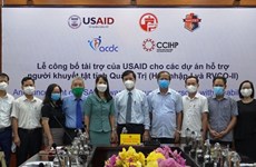 Quang Tri : aide de l’USAID aux personnes handicapées
