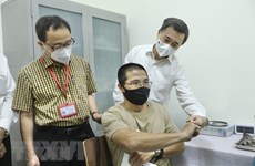 Covid-19 : essais cliniques des phases 2 et 3 du vaccin ARCT-154 produit par le Vietnam