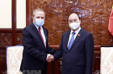 Le président Nguyên Xuân Phuc reçoit l'ambassadeur d'Algérie sortant