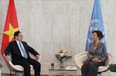 Le Premier ministre Pham Minh Chinh visite le siège de l'UNESCO à Paris