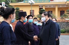 Le Premier ministre travaille à Trung Khanh dans la province de Cao Bang