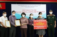 COVID-19 : Ho Chi Minh-Ville reçoit des masques médicaux donnés par une société américaine