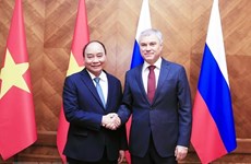 Le président vietnamien rencontre le président de la Douma à Moscou