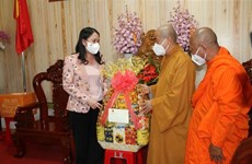 La vice-présidente Vo Thi Anh Xuan en tournée à Tra Vinh