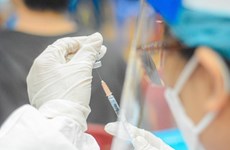 Le Vietnam reçoit 6,27 millions de doses supplémentaires de vaccin COVID-19 des pays européens