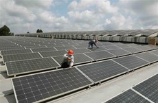 Une entreprise thaïlandaise achète deux autres centrales solaires au Vietnam 