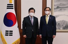 Le ministre vietnamien des AE rencontre le président de l’AN et le ministre des Finances de R.de Corée