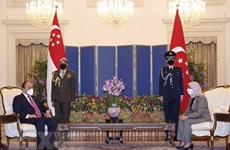 La visite d’État du président vietnamien à Singapour concrétise la politique extérieure