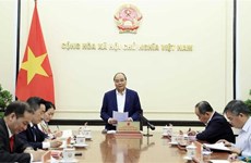 Le président travaille avec le Comité central de la Croix-Rouge vietnamienne