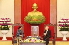 Le secrétaire général du Parti reçoit la vice-présidente du Laos