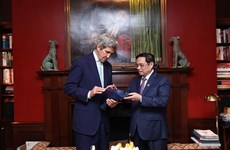 Le PM Pham Minh Chinh reçoit l'envoyé spécial du président américain pour le climat