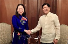 La vice-présidente vietnamienne rencontre des dirigeants étrangers aux Philippines