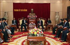 Une délégation de la Cour populaire suprême du Laos à Da Nang
