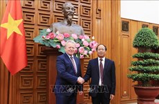 Le vice-PM Le Van Thanh reçoit le Commissaire européen à l'agriculture