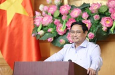 Le PM Pham Minh Chinh préside un débat sur la gestion macroéconomique