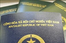 Le Royaume-Uni reconnaît le nouveau modèle de passeport du Vietnam