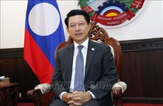De grandes contributions du Vietnam et du Laos à l'édification de la communauté de l’ASEAN