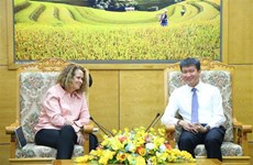 La directrice nationale de la Banque mondiale travaille avec Yen Bai