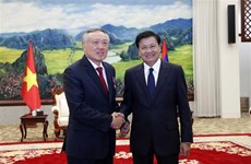 Le président de la Cour populaire suprême du Vietnam effectue une visite de travail au Laos