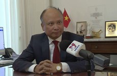 L’ambassade du Vietnam en France renforce la diplomate économique