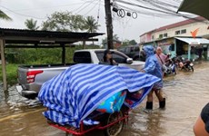 La tempête Noru aggrave les inondations en Thaïlande