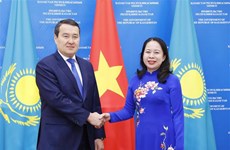 La vice-présidente Vo Thi Anh Xuan termine son voyage au Kazakhstan