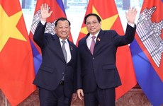 Entrevue entre le PM vietnamien et le président du Sénat du Cambodge
