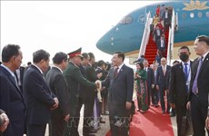 Le président de l’AN Vuong Dinh Hue entame une visite officielle au Cambodge et assiste à l'AIPA-43