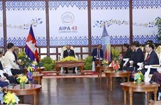 Le président de l’Assemblée nationale du Cambodge reçoit ses homologues de l’AIPA