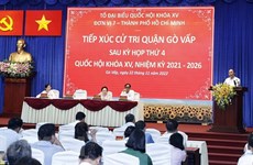 Le président rencontre les électeurs de Ho Chi Minh-Ville