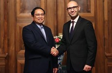Le Premier ministre vietnamien rencontre le secrétaire général de la CPA de La Haye