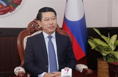 La visite du PM vietnamien au Laos revêt une signification importante pour les relations bilatérales