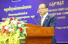 L'ambassadeur du Cambodge au Vietnam à l’honneur