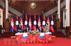  Laos-Cambodge: renforcement de la coopération entre le PRPL et le PPC