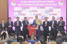 Philippe Troussier devient officiellement sélectionneur de l'équipe de football du Vietnam