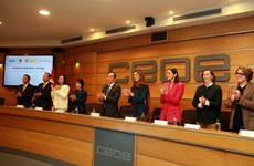 Entretien entre le vice-PM Tran Luu Quang et son homologue espagnol à Madrid