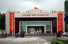 Quang Ninh prête à accueillir des touristes internationaux via les portes frontalières terrestres