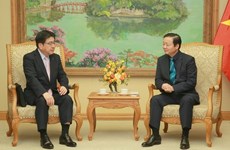 Le vice-PM Tran Hong Ha reçoit le dirigeant du groupe japonais Maruben