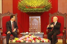 Le leader du PCV reçoit le secrétaire du Comité provincial du PCC du Yunnan (Chine)