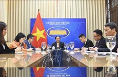 Entretien téléphonique entre les ministres vietnamien et chinois des Affaires étrangères