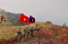 Patrouille frontalière conjointe Vietnam-Laos