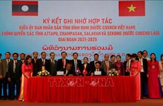 Binh Dinh signe des accords de coopération avec quatre provinces lao
