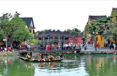Le Vietnam envisage d’assouplir sa politique de visa pour les touristes étrangers
