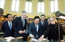 Le président vietnamien Vo Van Thuong visite le British Museum à Londres