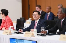 Le PM Pham Minh Chinh s’adresse à la 2e session du Sommet du G7 élargi