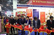 Le Vietnam à une exposition du thé, du café et de la confiserie à Singapour