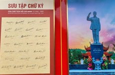 Exposition de signatures du Président Hô Chi Minh à Cô Tô