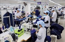 Des facteurs contribuent au succès du Vietnam dans l'industrie du vêtement et du textile  
