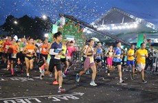 Remise des prix du marathon «"Vietcombank Mekong Delta" à Hau Giang»
