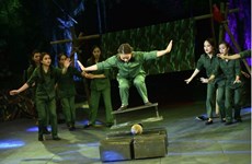 Au Théâtre de la Fédération du cirque du Vietnam, l’hommage au fil du temps